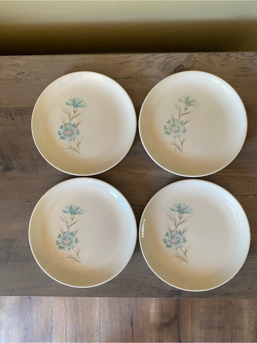 Cream Dinner Plates with Teal Floral Motif (Set of 4) 6.5 in